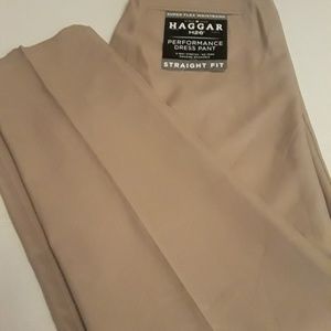 HAGGAR H26 Performance Dress Pant